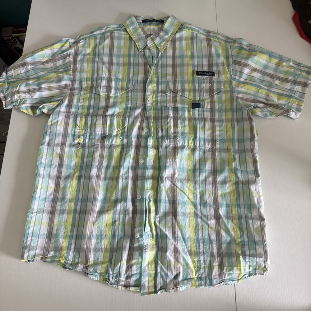 Columbia PFG Super Bonehead Mens Small Plaid Short Sleeve Vented Fishing